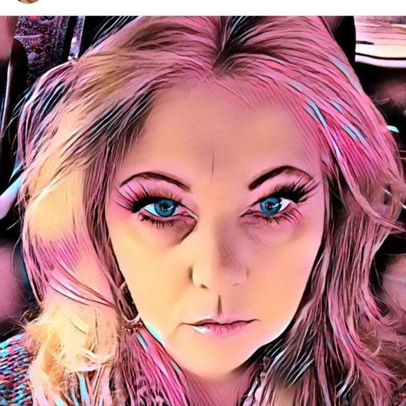 darleneemanouil